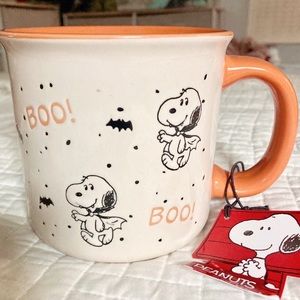 NWT BRAND NEW Peanuts Snoopy Fall Autumn Halloween Mug